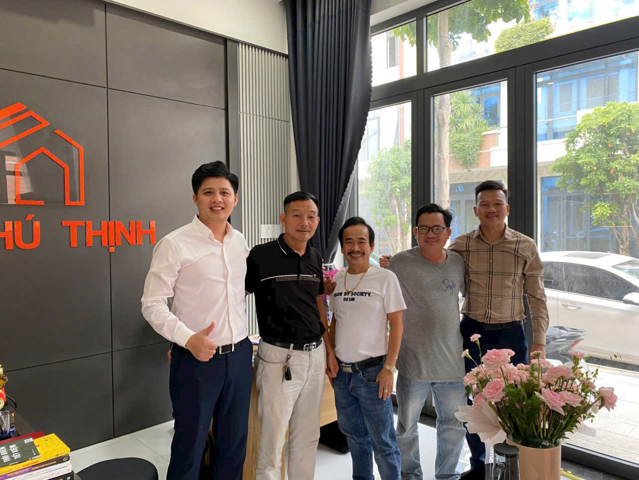 Khách hàng tìm hiểu đầu tư đất nền Nhơn Hội New City Quy Nhơn