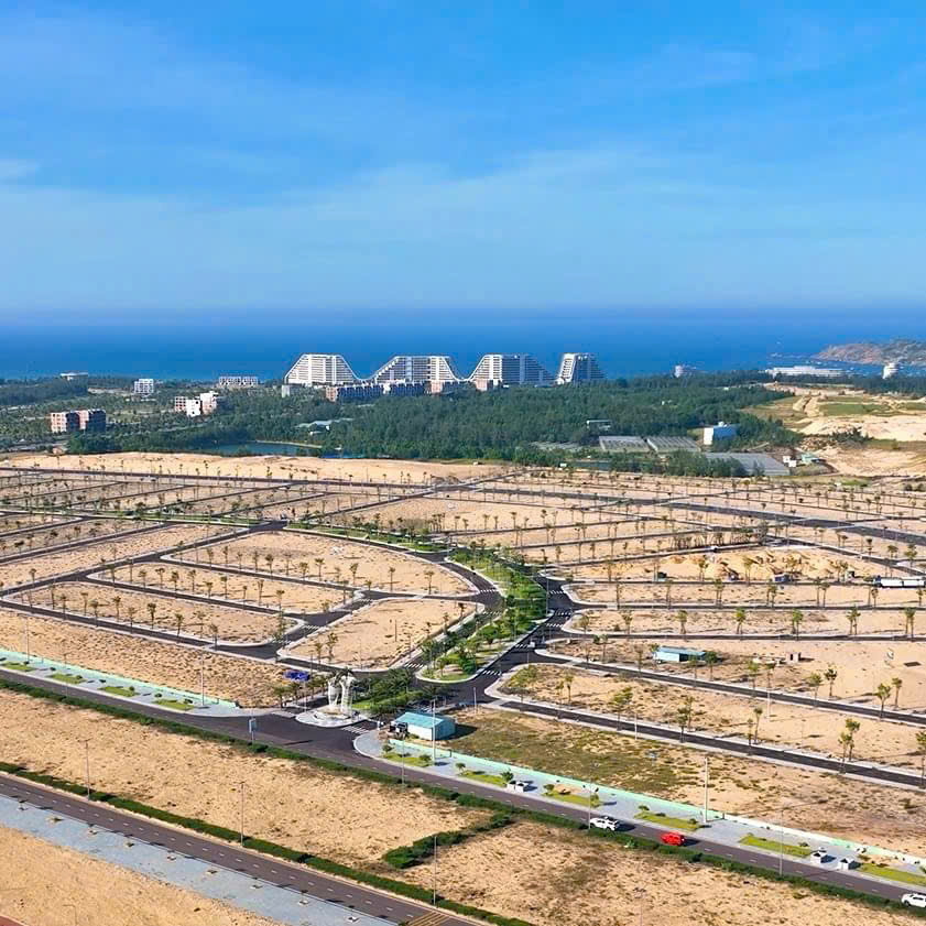 Hình ảnh thực tế tiến độ hạ tầng Phân khu 9 Kỳ Co Gateway Nhơn Hội New City 2026