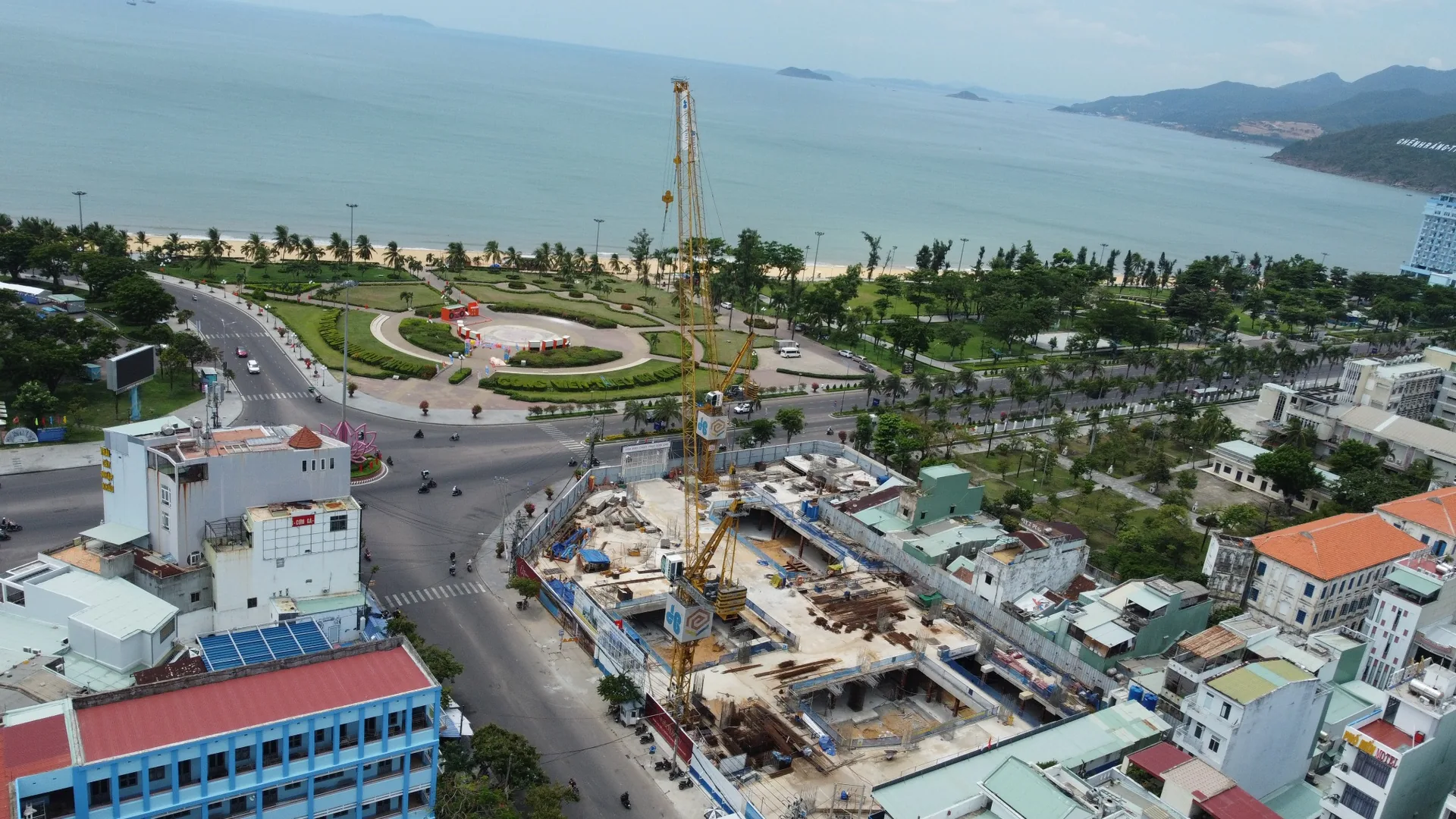 Tien do xay dung mong va tang ham Q Terra Quy Nhon thang 08 2026