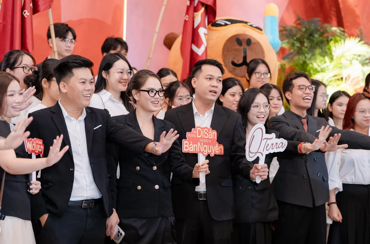 Không khí đông đảo khách tham dự sự kiện Kick-off Q Terra tại Hà Nội ngày 02/10/2026